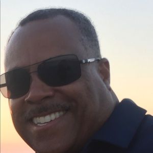 Meet your Posher, Kenneth